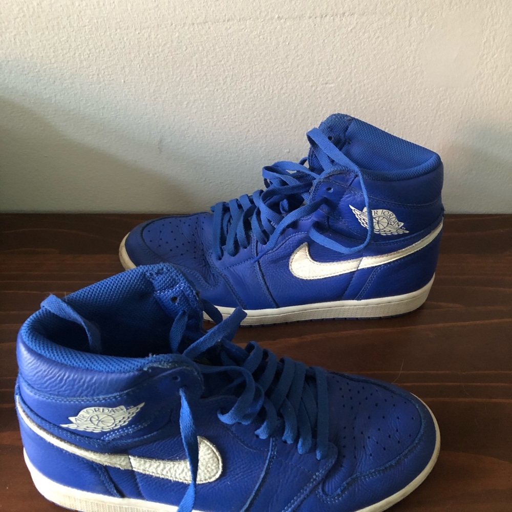 Air Jordan 1’s.  Blue & white (no box)